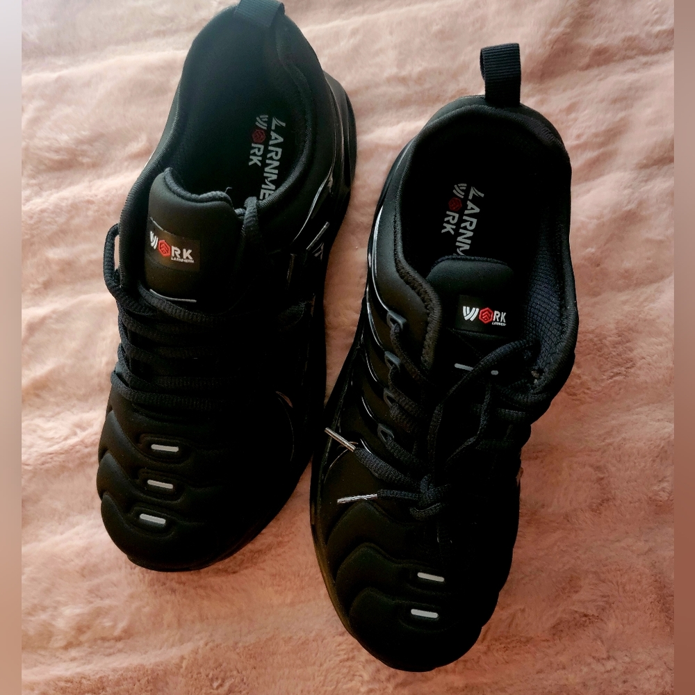New 🌟 😍😍LARNMERN Work Shoe